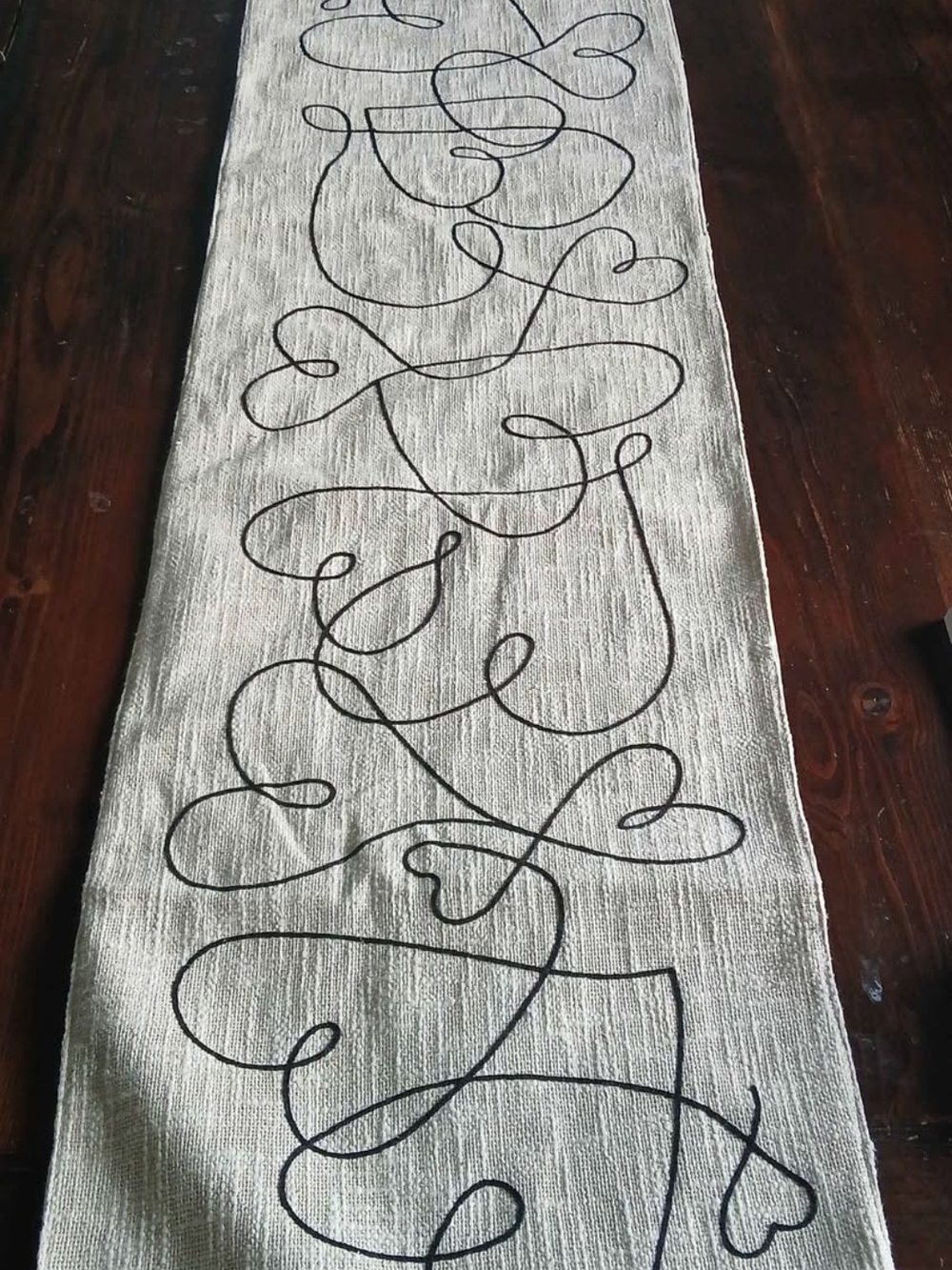 Rachel Zoe -Embroidered Heart Script Table Runner - Ivory and Black Long Decor